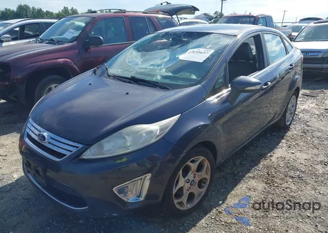 2013 Ford Fiesta Titanium из США, поврежденный, VIN 3FADP4CJ2DM178140